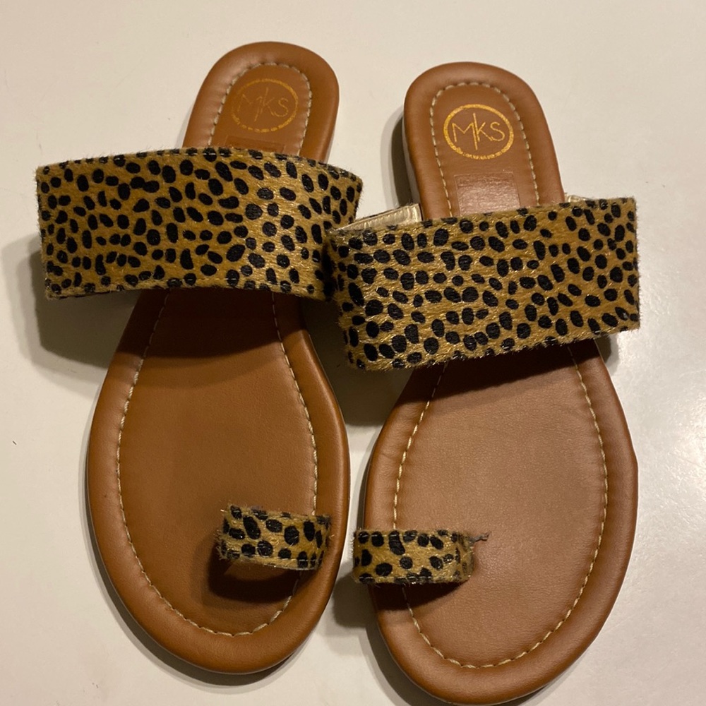 Preowned Women’s Animal Print Sandals Size 0